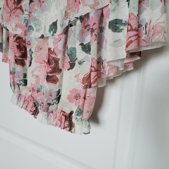 ASOS Floral Off-the-Shoulder Ruffled Crop Top - Picture 6 of 13